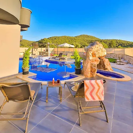 Agartra Villa